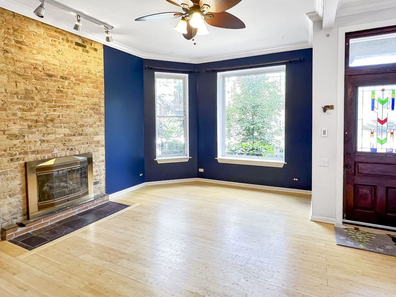 2649 W Evergreen Ave ##1 - Photo 3 of 37