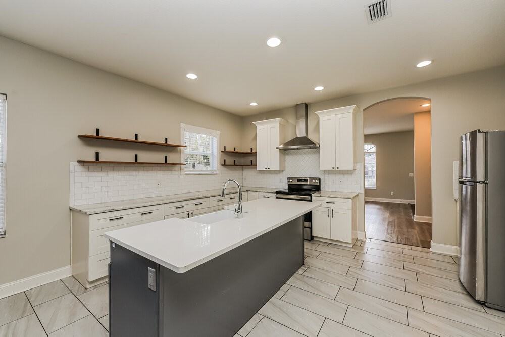 1602 Cason Wood Ct - Photo 5 of 16