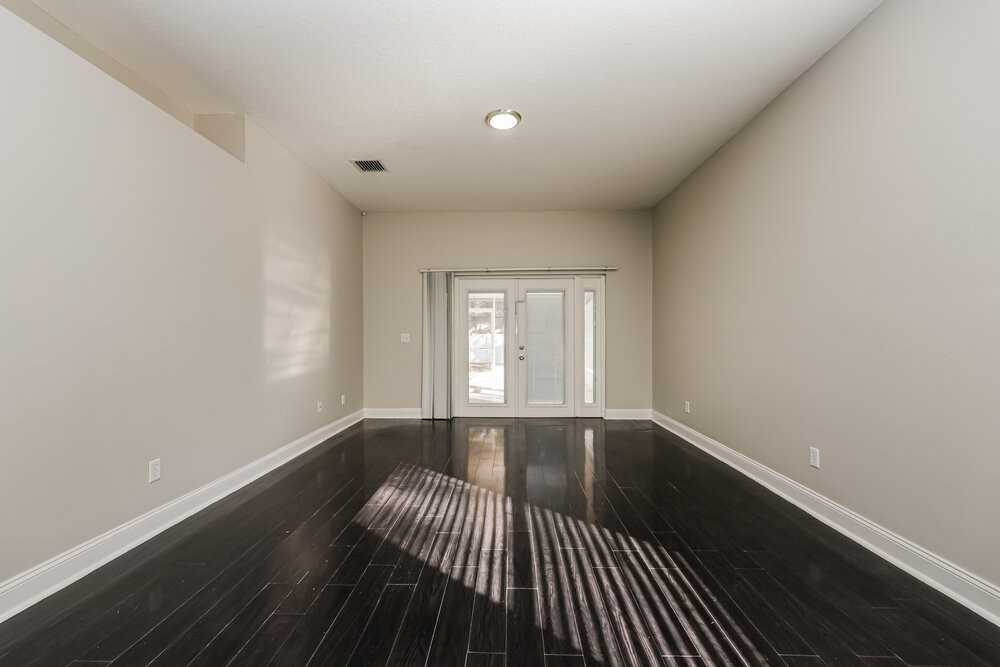 1602 Cason Wood Ct - Photo 7 of 16