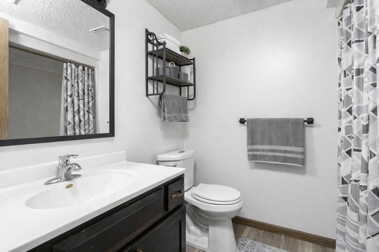 Thunder Ridge Apartments - Photo 6 of 19