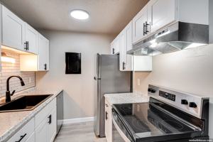 featured image of 2133 2129, 2131, 2133 Bollman Dr