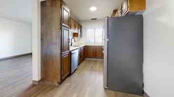 featured image of 215 E Arbor Ave