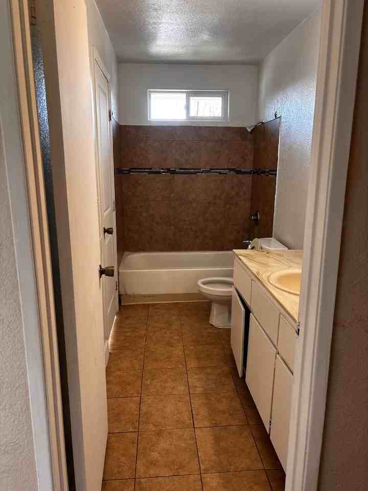 1395 McQuesten Drive #C - Photo 2 of 17