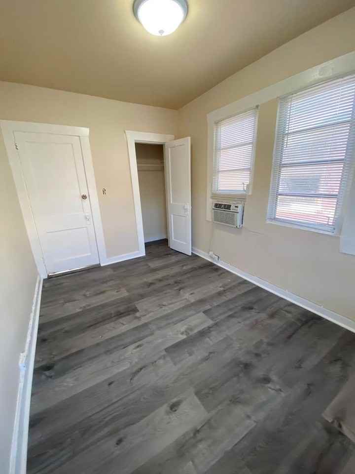 1011 Apartments - Photo 5 of 44