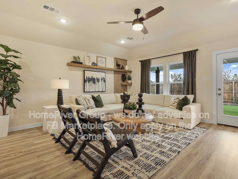 328 Sun Harvest Dr - Photo 3 of 34