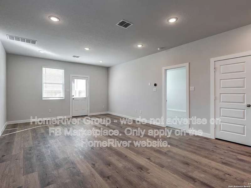 9982 Forestier Grn - Photo 2 of 37