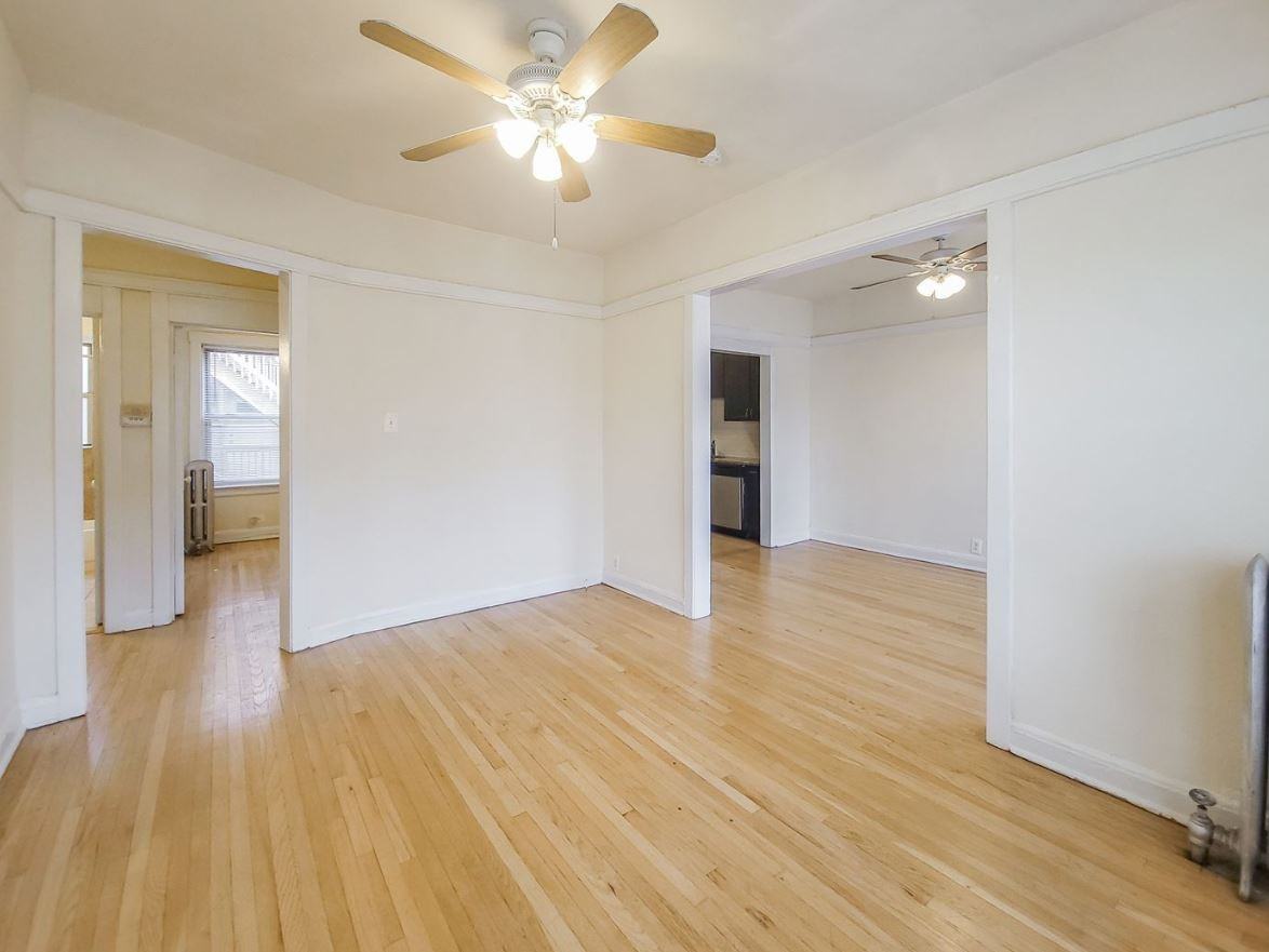 W Winona St & N Winchester Ave - Photo 4 of 9