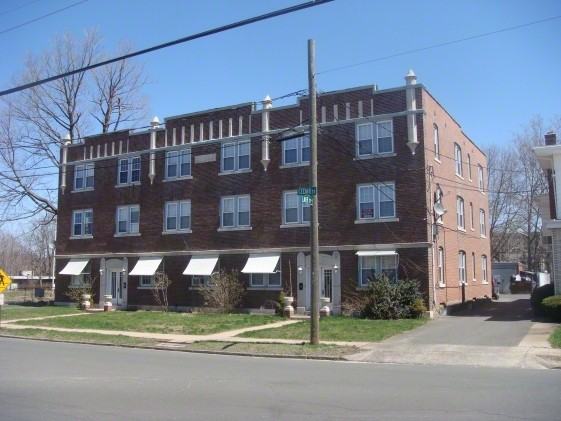 49-51 Cedar St - Photo 7 of 15