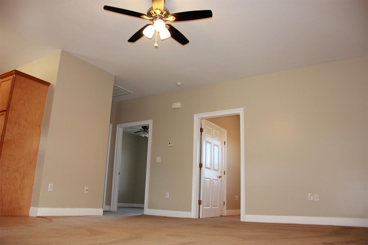 Barry Ct. Apartments - Photo 2 of 50