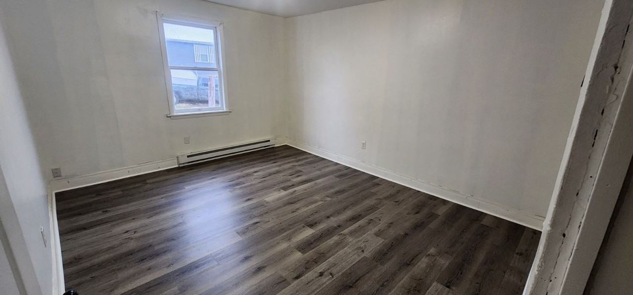 152 Elizabeth - Photo 7 of 14