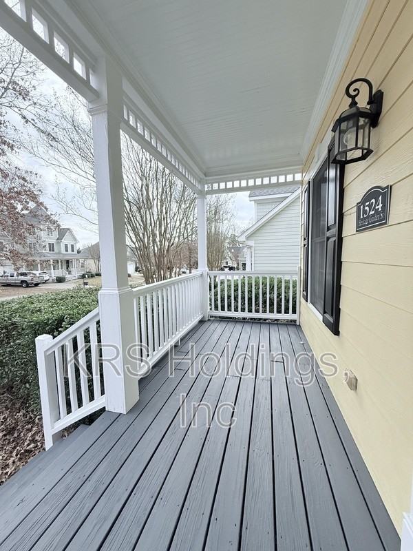 1524 Heritage Garden St - Photo 3 of 28