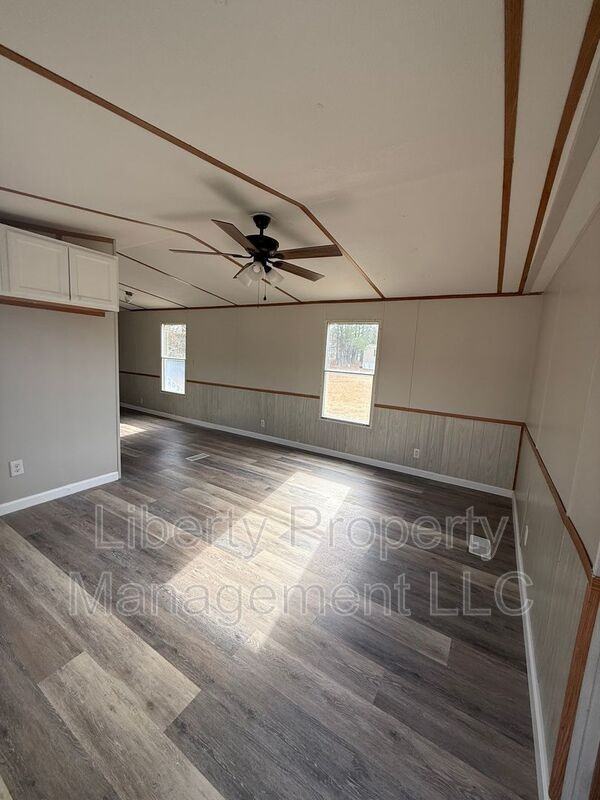 1019 John Godfrey Rd - Photo 5 of 16