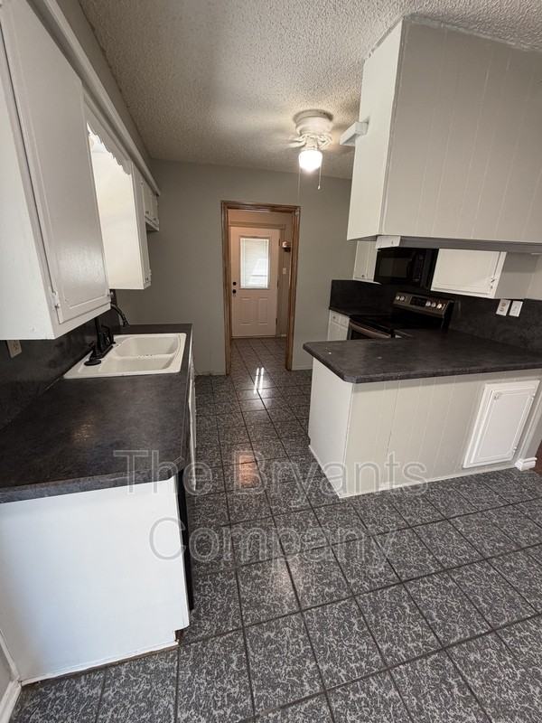 813 County Road - Photo 6 of 9