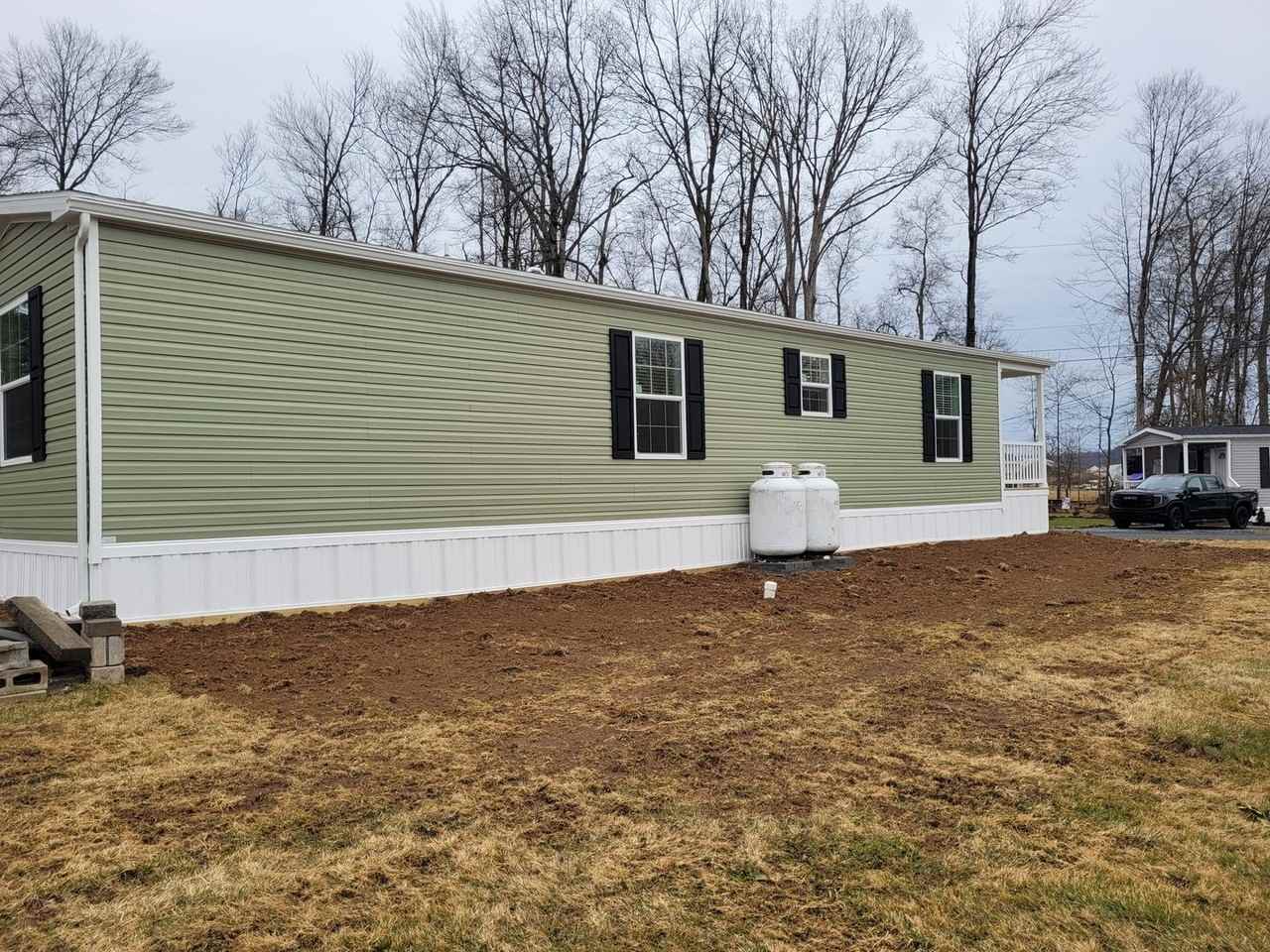 551 Lauschtown Rd - Photo 4 of 24