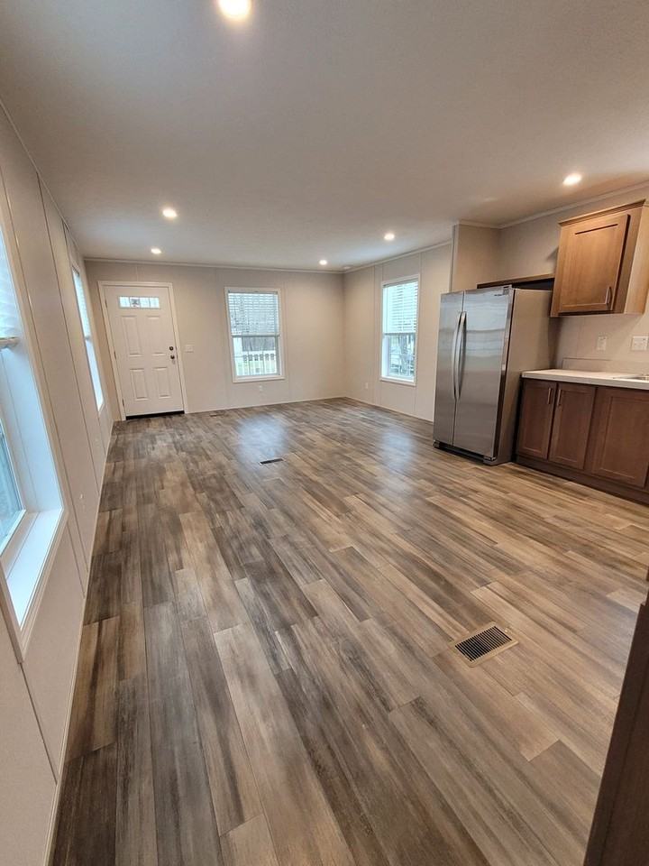 551 Lauschtown Rd - Photo 6 of 24