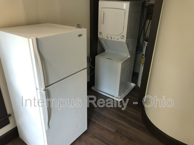 236 E William St #2 - Photo 5 of 35