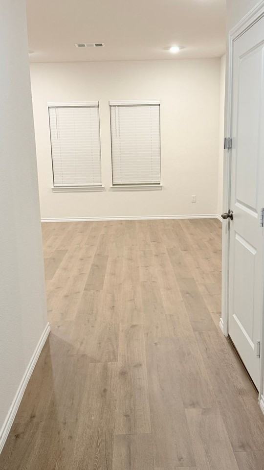 5134 Knob Hill Dr - Photo 2 of 22