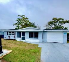 9110 Pegasus Ave - Photo 1 of 1