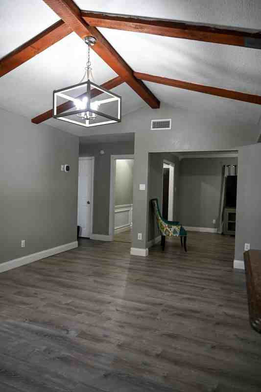 4702 Cobblestone Ln - Photo 7 of 9