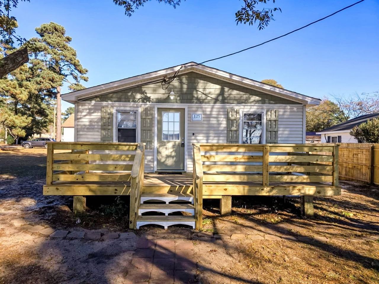 125 N River St - Photo 2 of 29