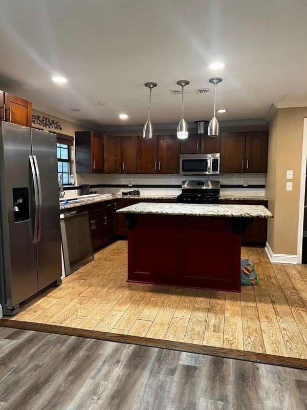 1415 E Denman Ave - Photo 3 of 9