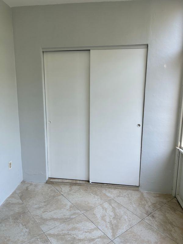 2300 Ne 1st Ln ##110 - Photo 4 of 21