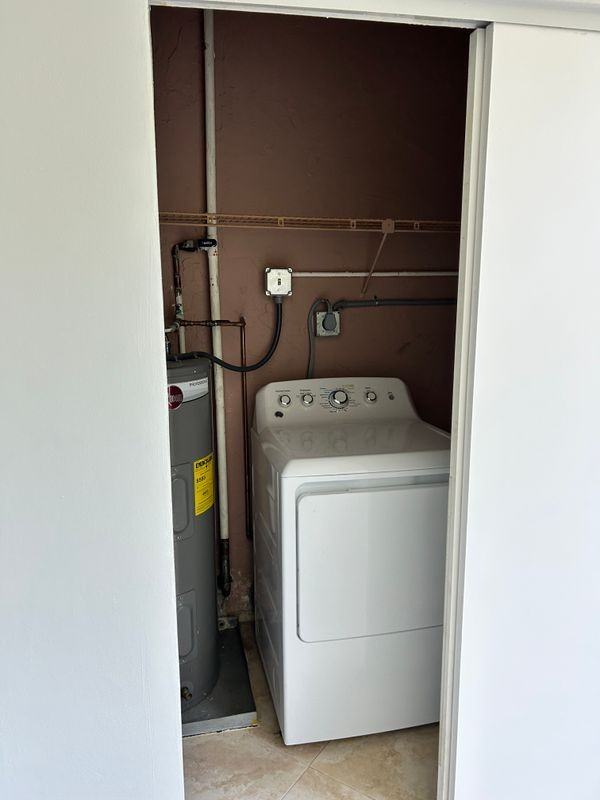 2300 Ne 1st Ln ##110 - Photo 5 of 21