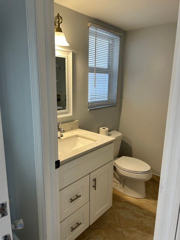 2300 Ne 1st Ln ##110 - Photo 3 of 31