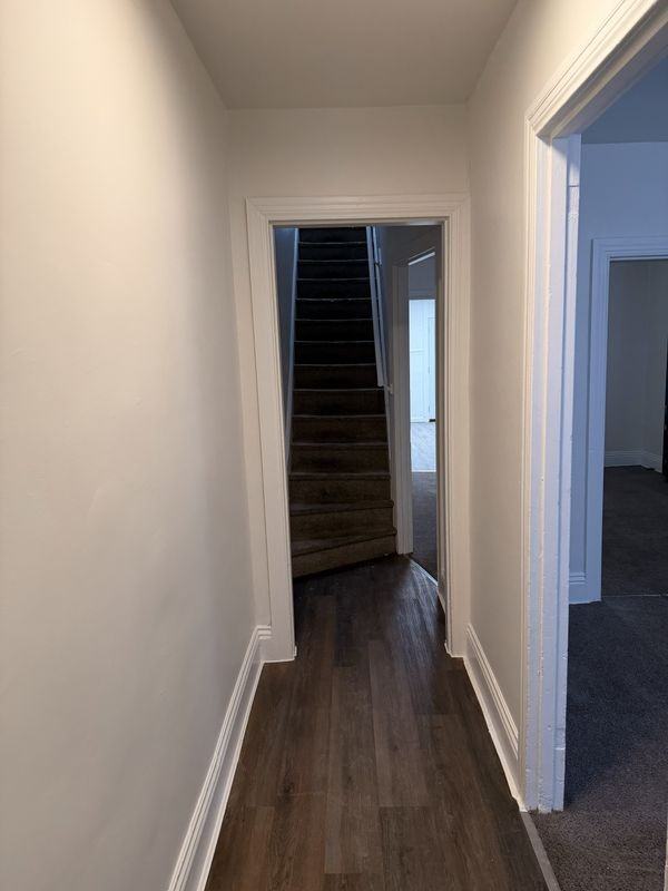 606 Salem Ave - Photo 6 of 20