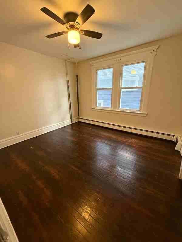 384 Tower St ##2 - Photo 3 of 8