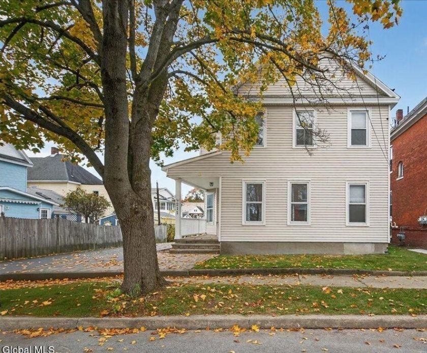 211 N 5th Ave - Photo 5 of 10