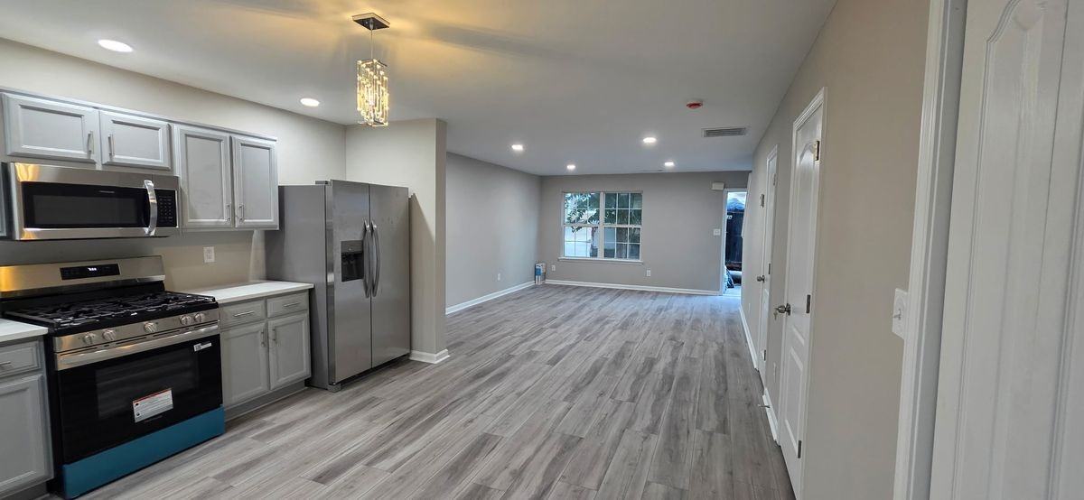 3009 Fields Dr - Photo 2 of 3