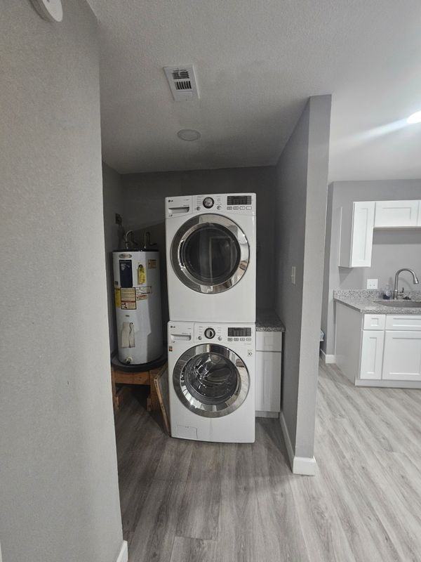 2435 67th St - Photo 3 of 3