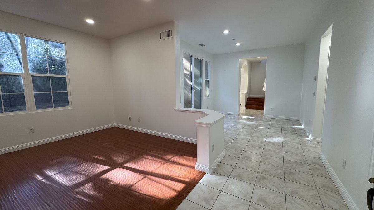 98 Windchime - Photo 5 of 33