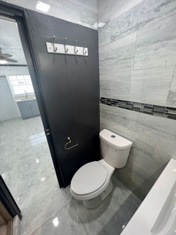 1680 Nw 193rd St - Photo 4 of 12