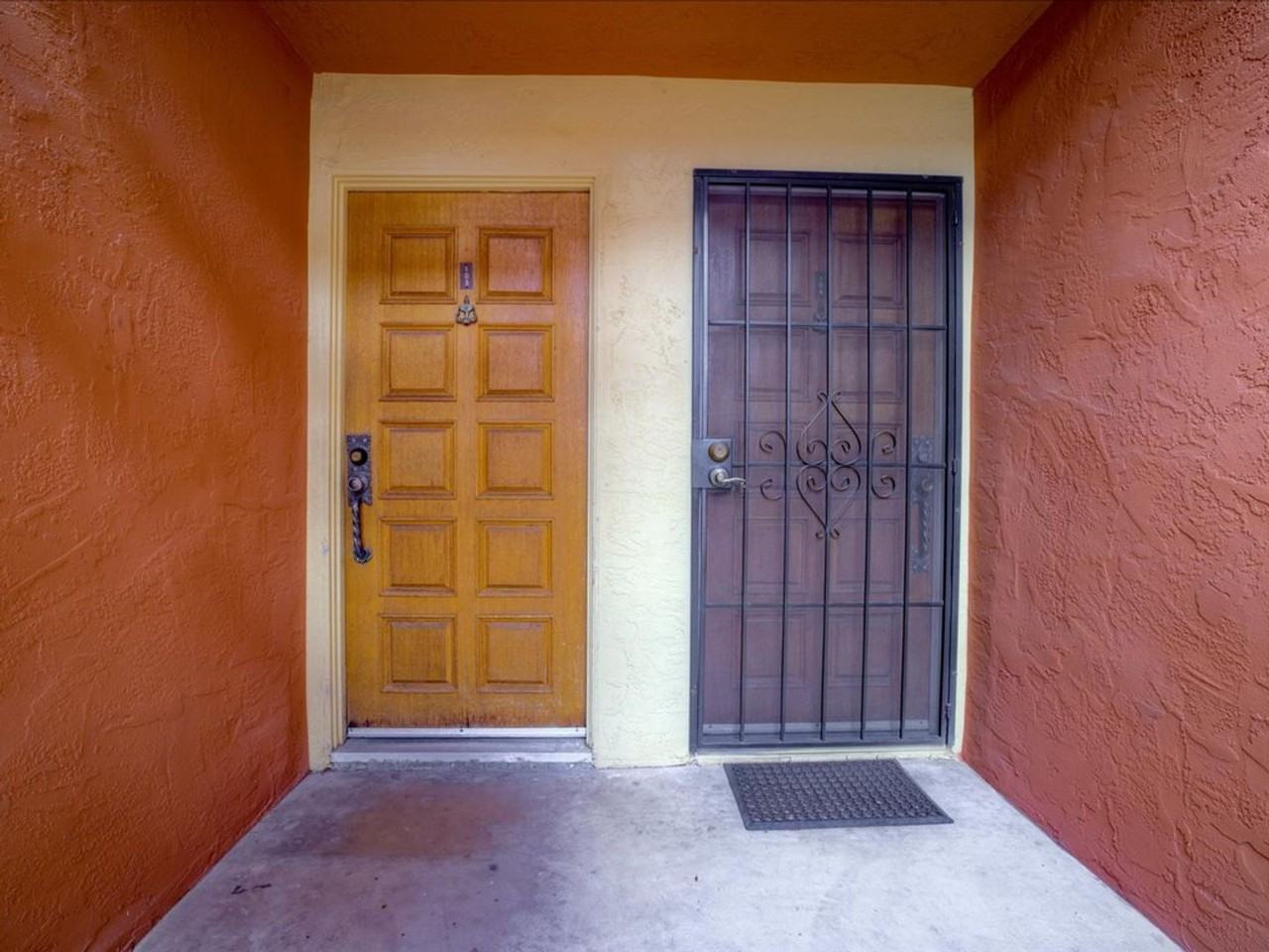 820 S Langley Ave #103 - Photo 2 of 21