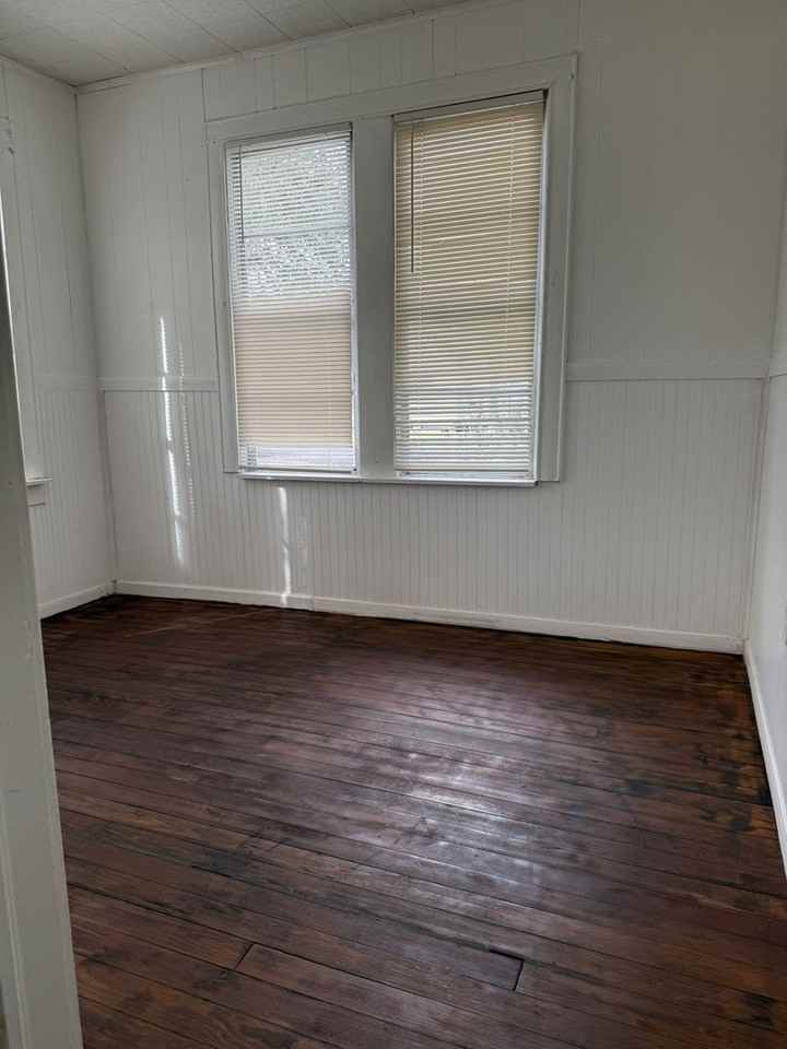 2210 18th St - Photo 3 of 13