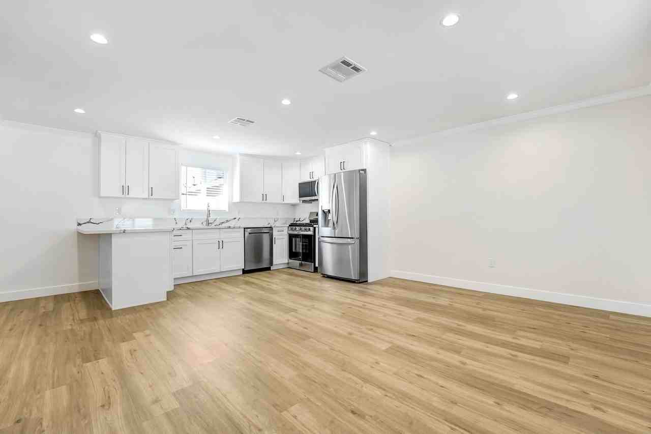 15120 1/2 Nurmi St - Photo 5 of 17