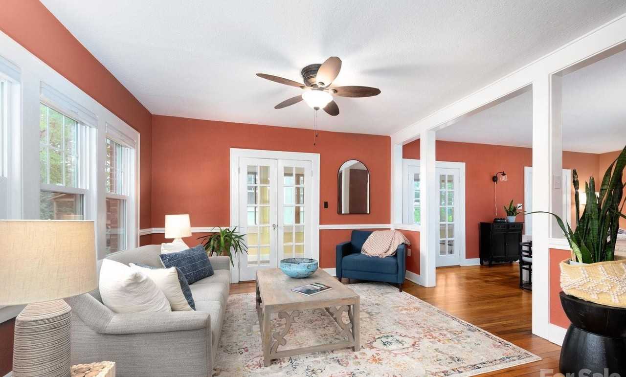 135 Tacoma Cir - Photo 7 of 28