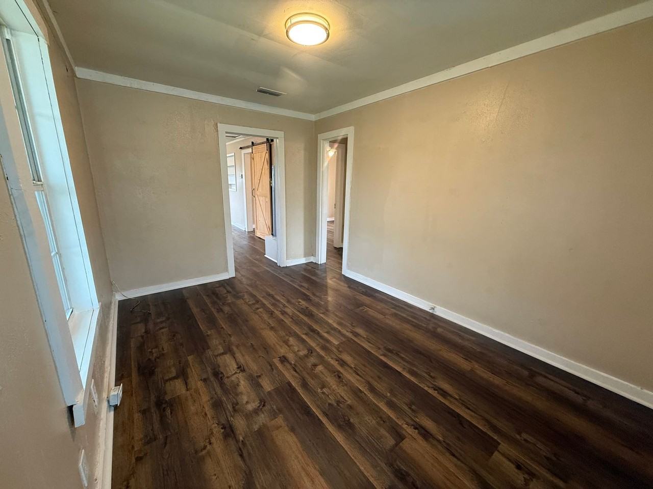 1220 S Francis St - Photo 3 of 15