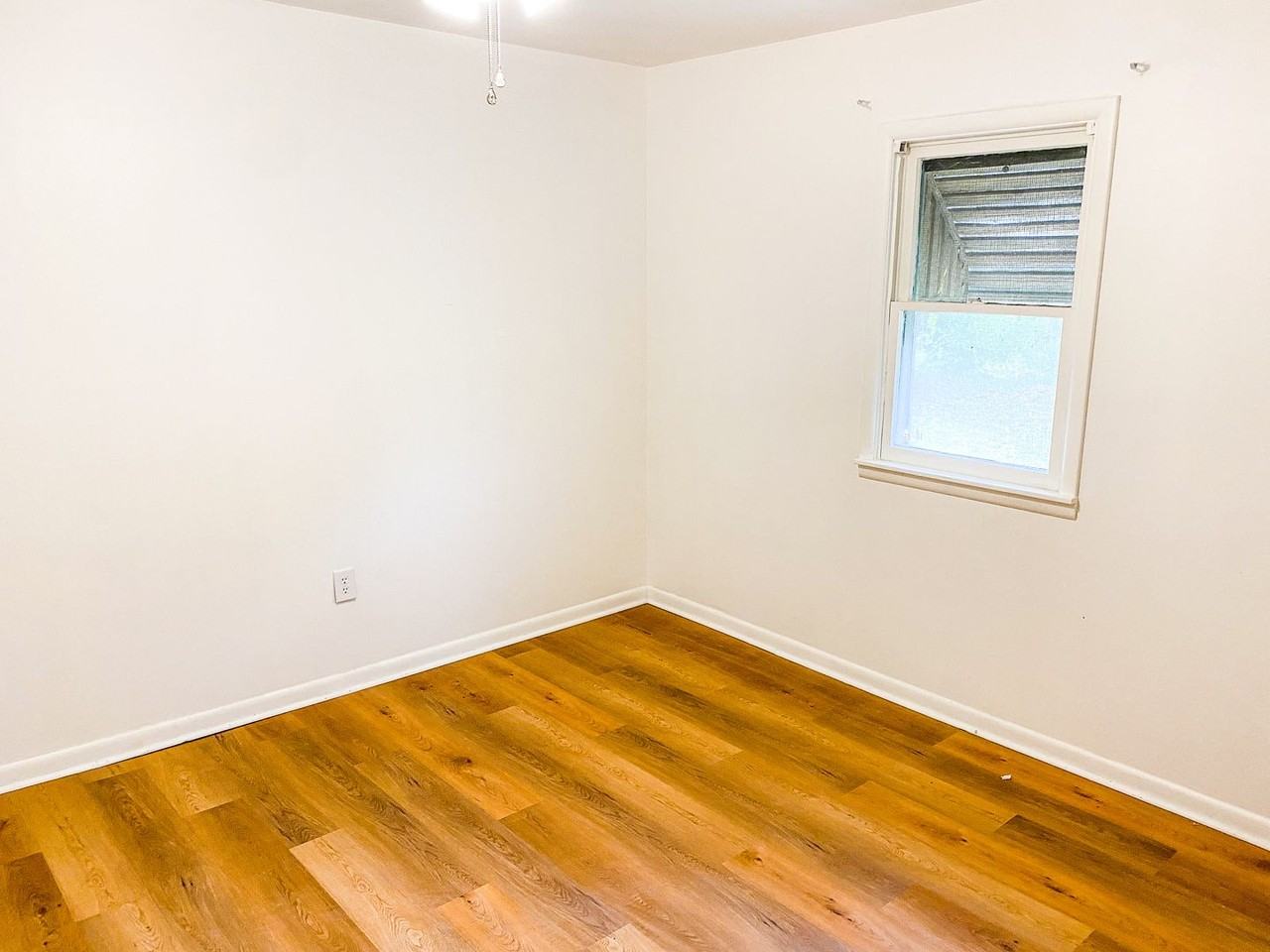 204 Santa Fe Ave - Photo 5 of 10