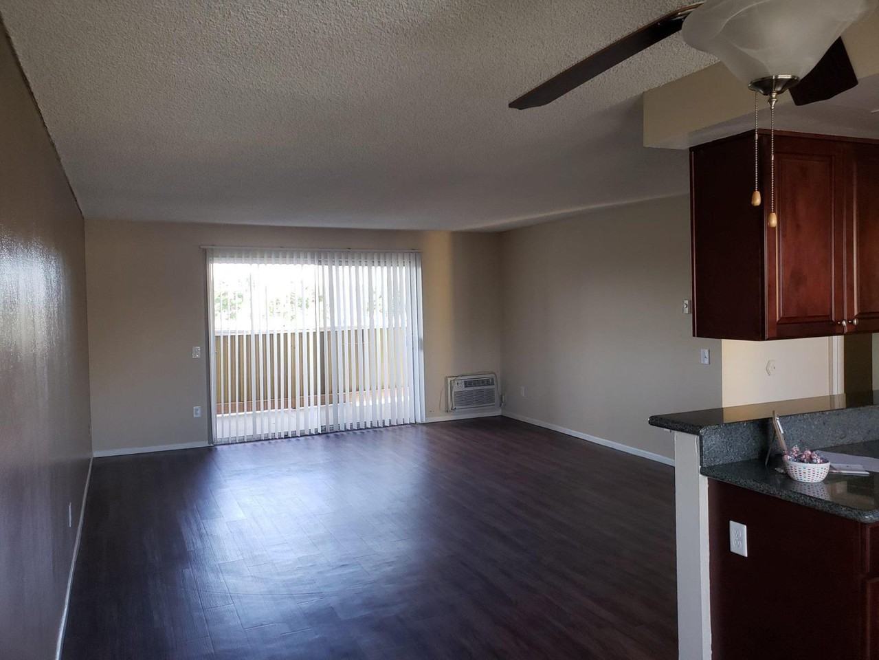 Villa Barcelona - Photo 5 of 23