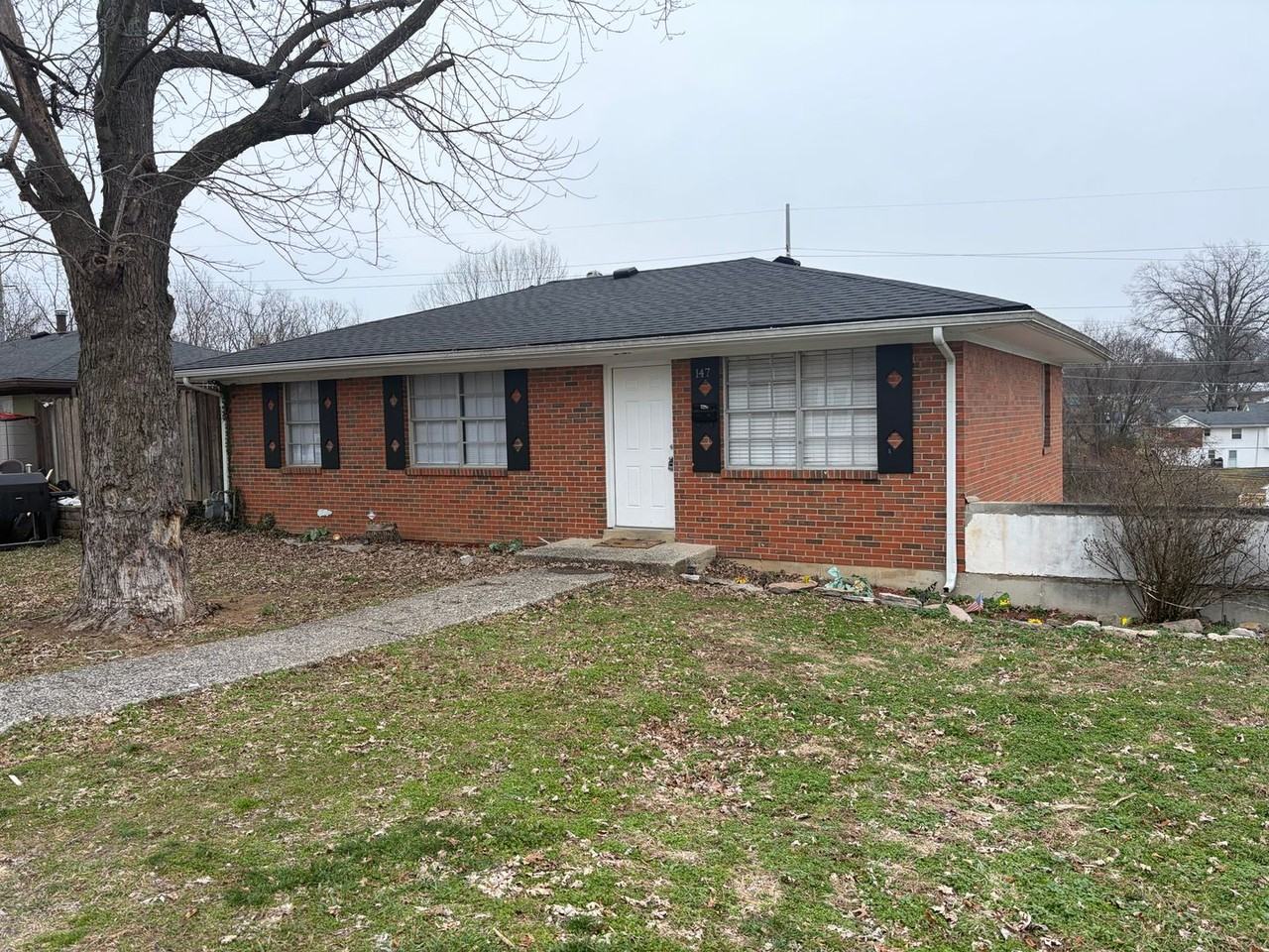 147 Meredith Ave - Photo 2 of 17