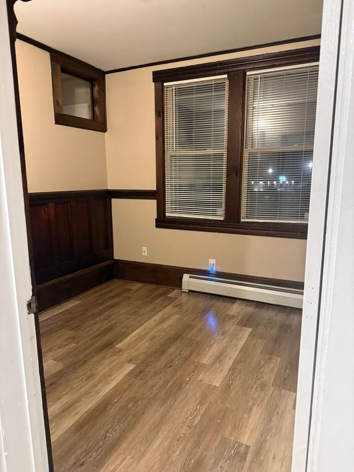 151 S Main St - Photo 6 of 13