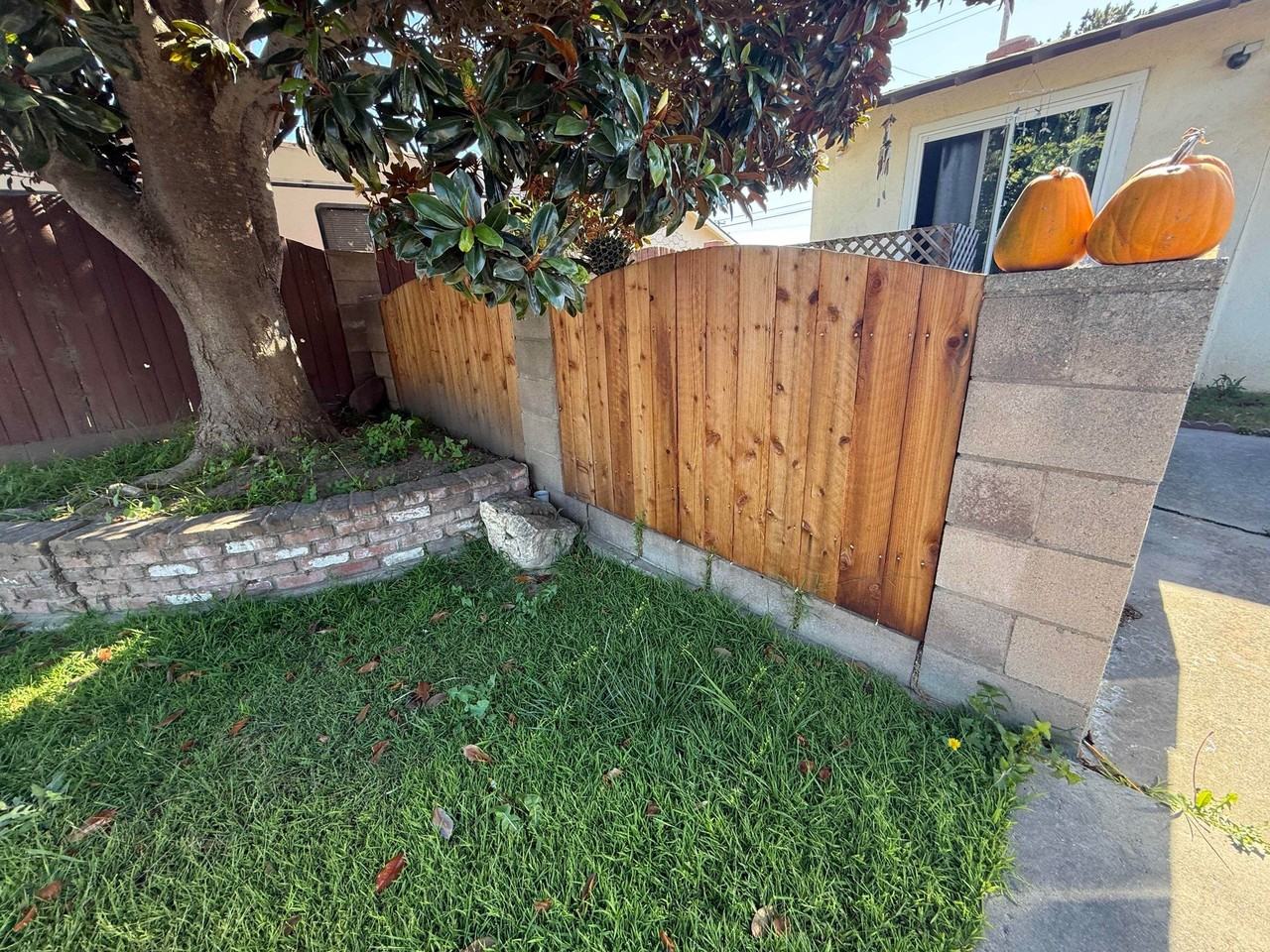 1409 W Guava Ave - Photo 3 of 3