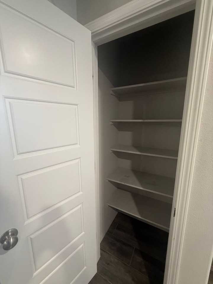 3912 S 12th Pl - Photo 6 of 22