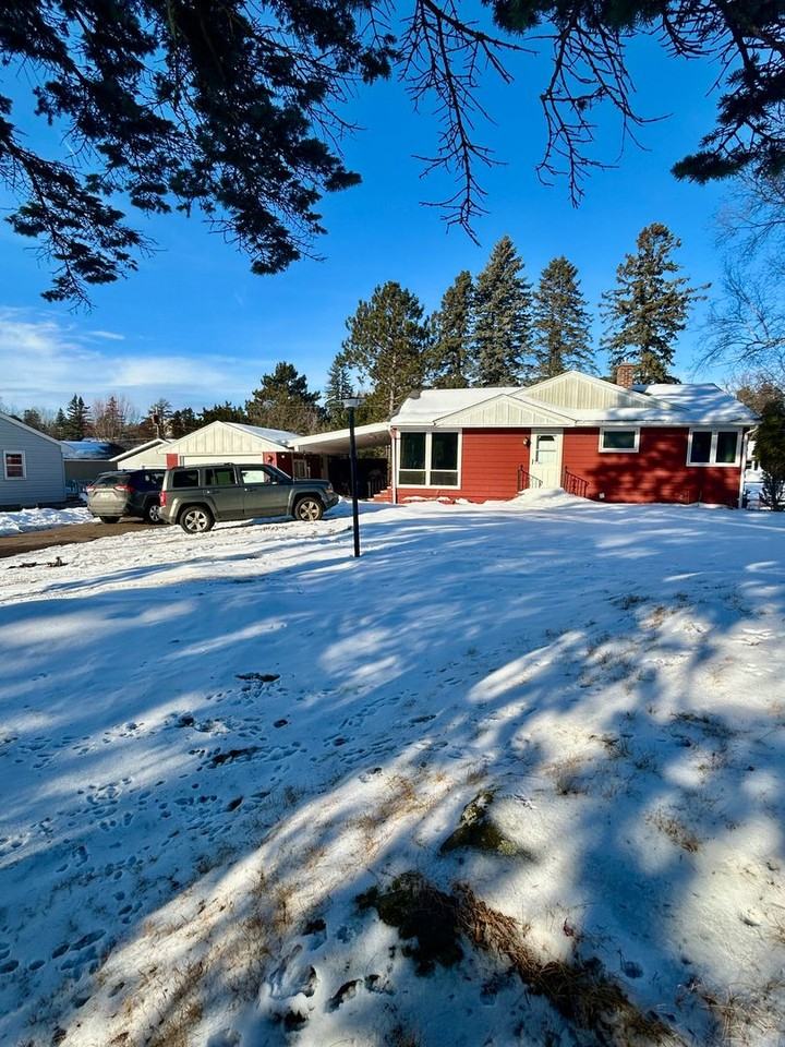 41 E Toledo St - Photo 2 of 22