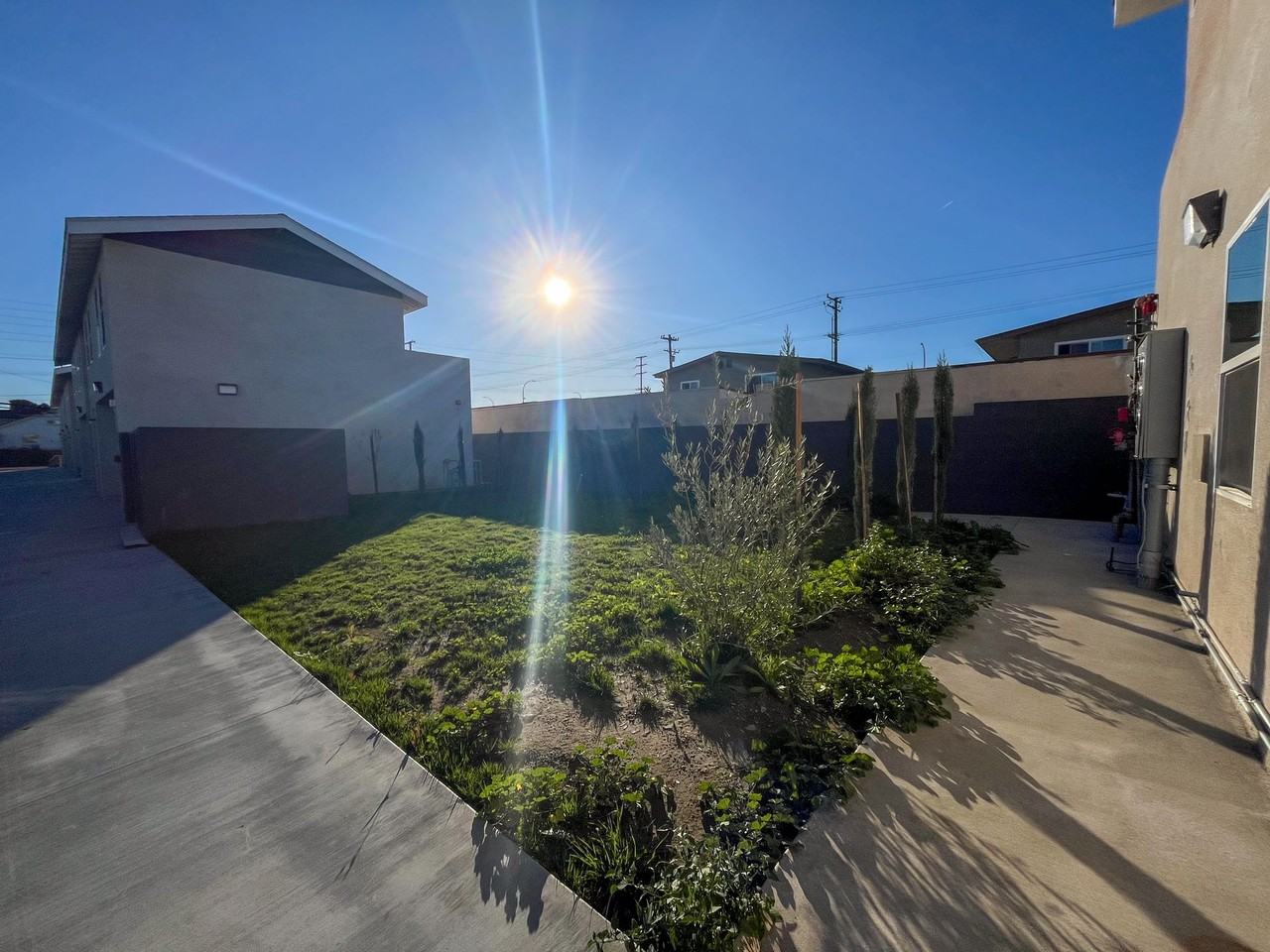 5017 Clara St - Photo 2 of 2