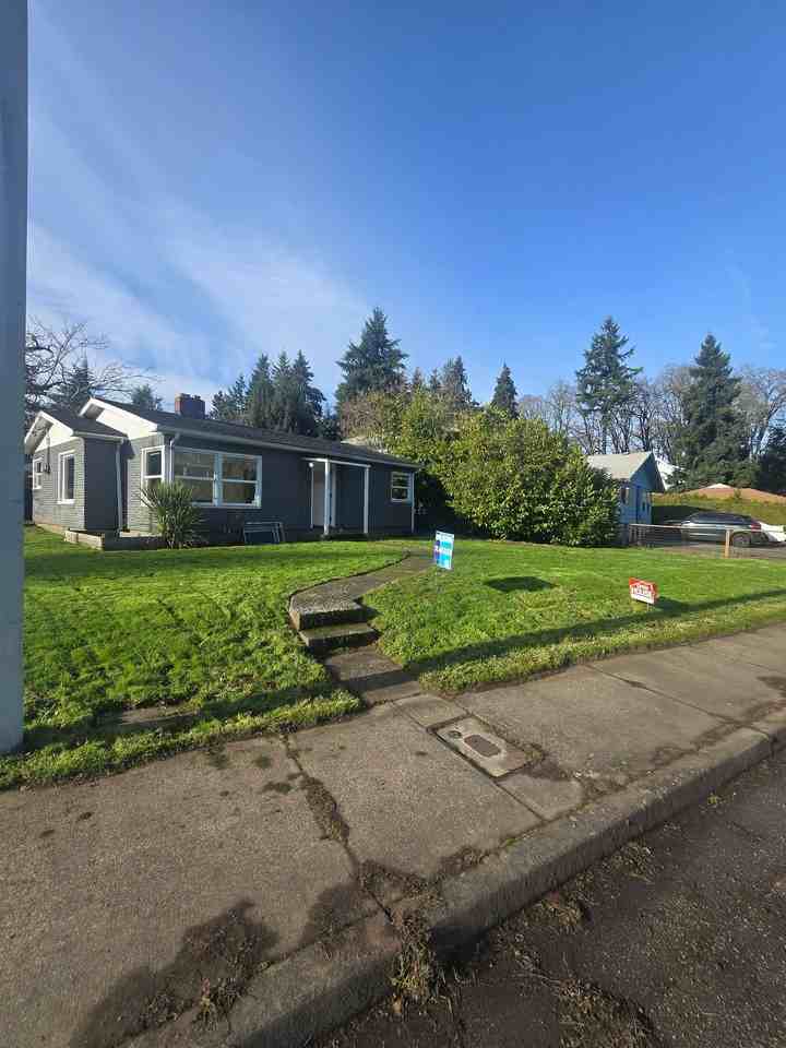 3955 Liberty Rd S - Photo 3 of 30