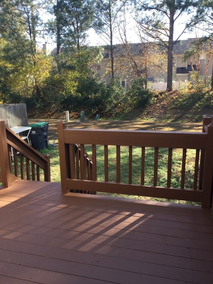 1602 Skiffes Creek Cir - Photo 4 of 7